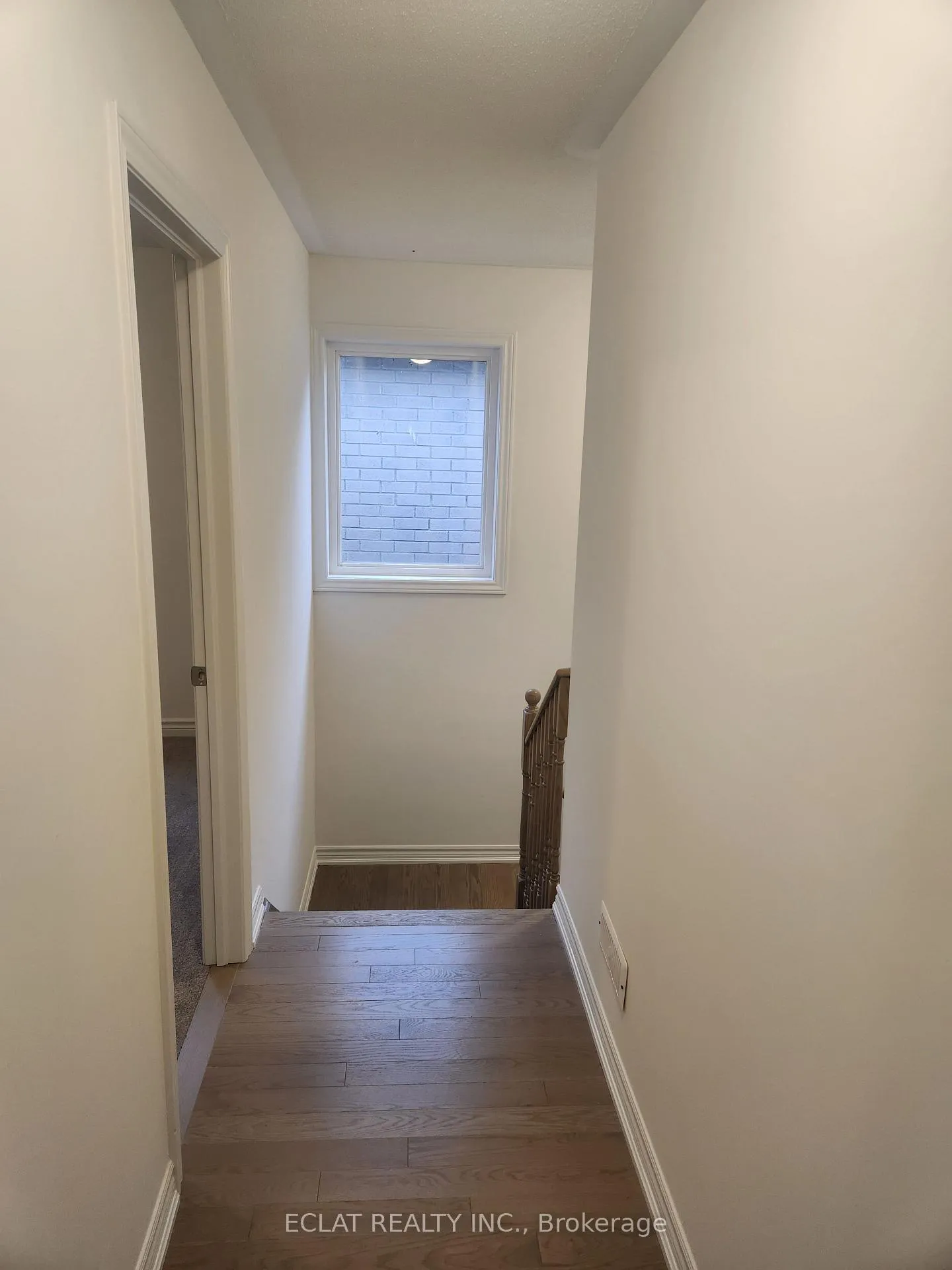 Photo 17 of 418 VanDusen Avenue E, Southgate — HOMEH