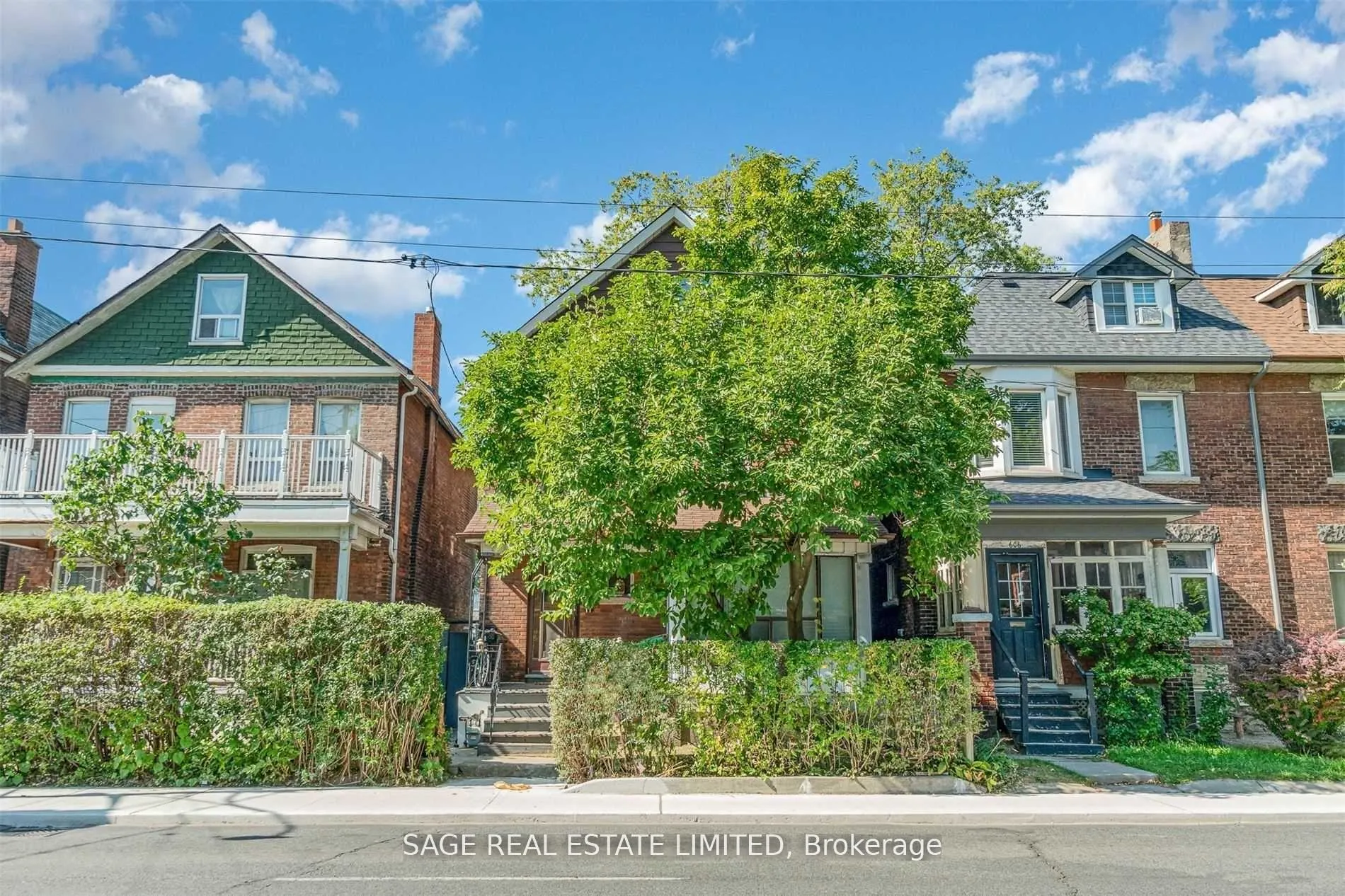 Front of 604 Ossington Avenue