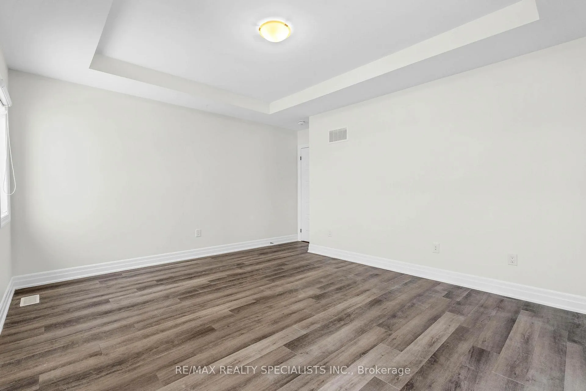 Photo 13 of 108 Forestwalk Street, Kitchener — HOMEH