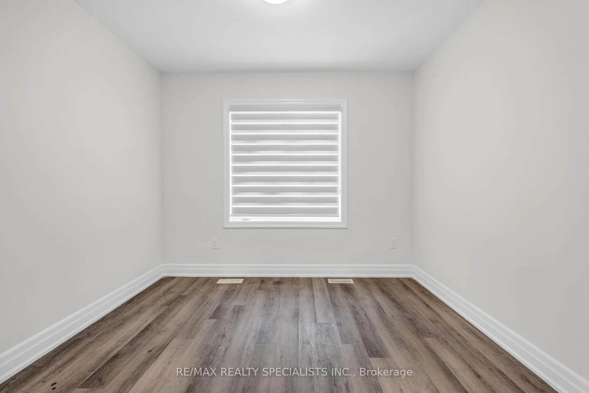 Photo 18 of 108 Forestwalk Street, Kitchener — HOMEH