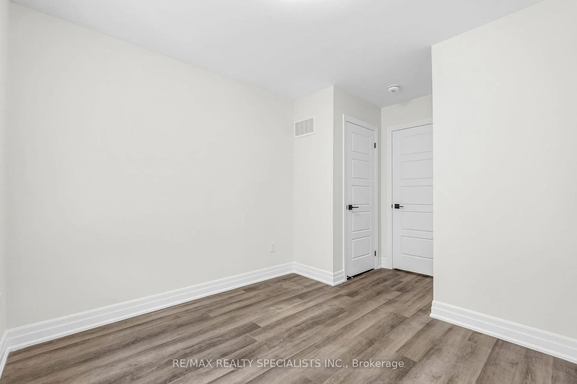 Photo 19 of 108 Forestwalk Street, Kitchener — HOMEH