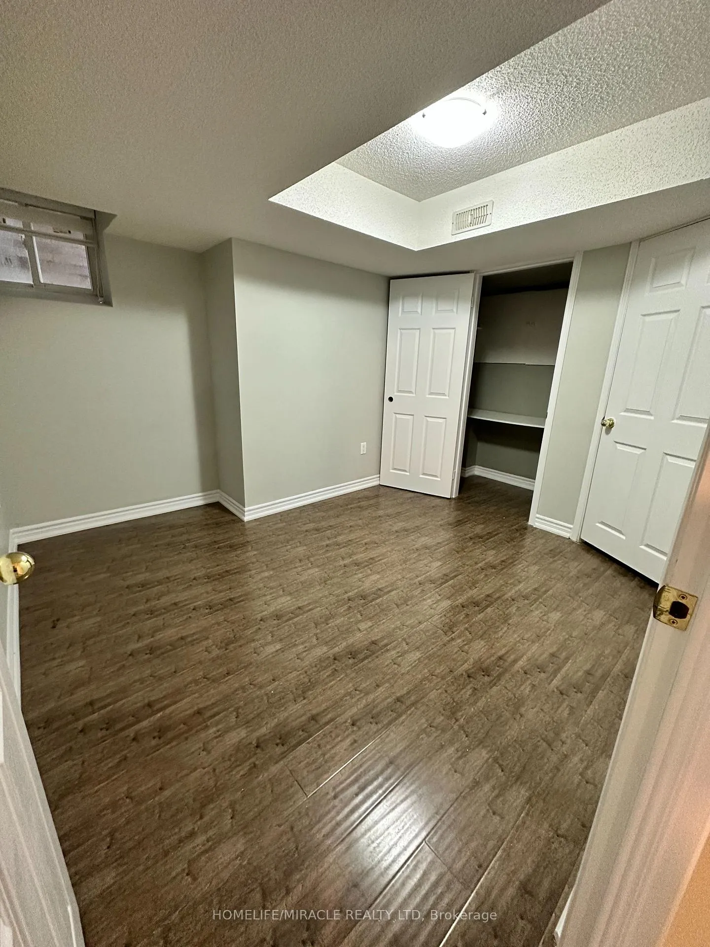 Photo 5 of 350 Kincardine Terrace, Milton, Scott — HOMEH