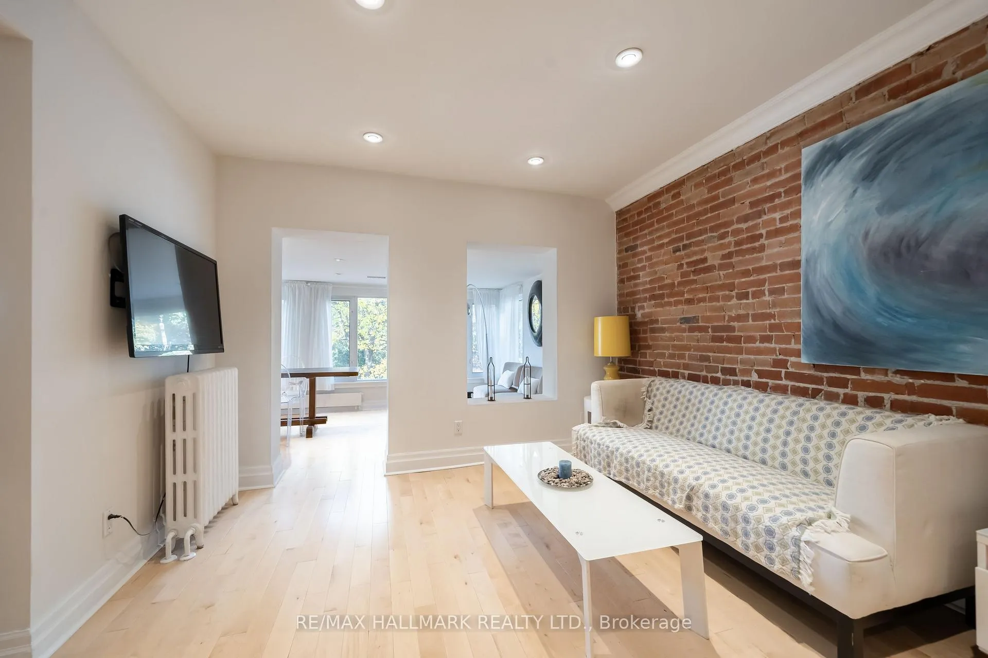Photo 9 of Unit 2/F, 524 Markham Street, Toronto, Palmerston-Little Italy — HOMEH
