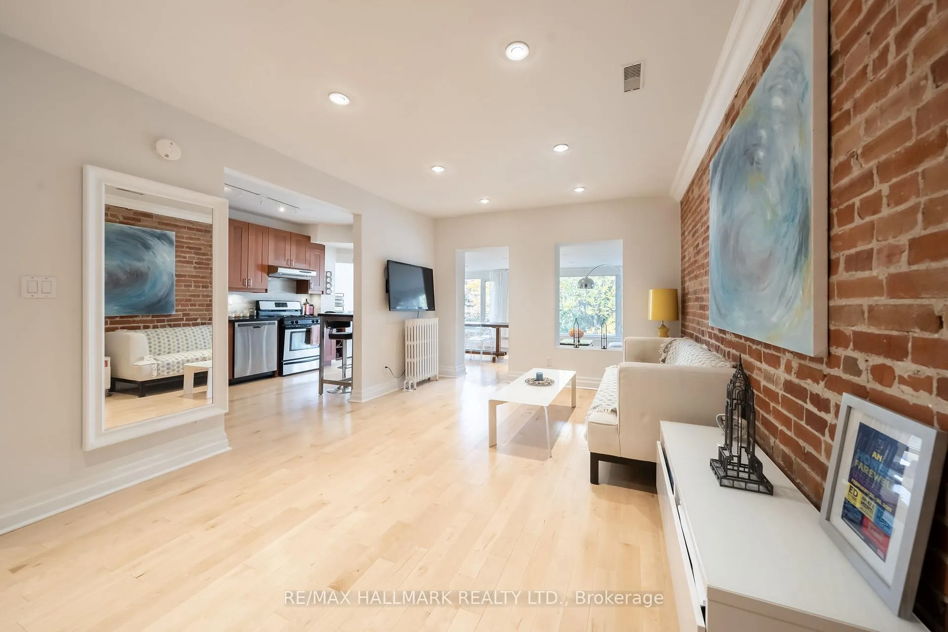 Photo 12 of Unit 2/F, 524 Markham Street, Toronto, Palmerston-Little Italy — HOMEH