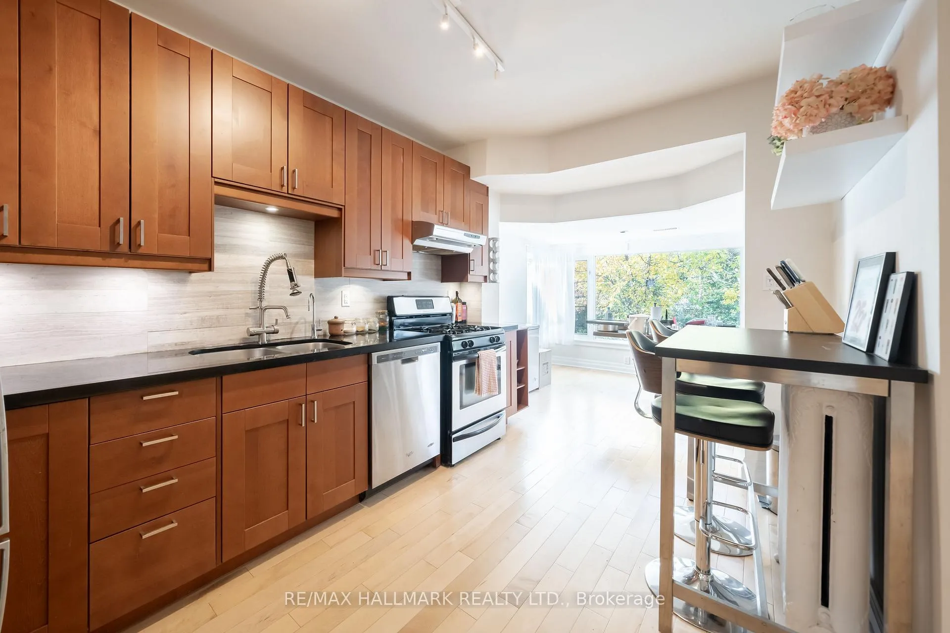Photo 15 of Unit 2/F, 524 Markham Street, Toronto, Palmerston-Little Italy — HOMEH
