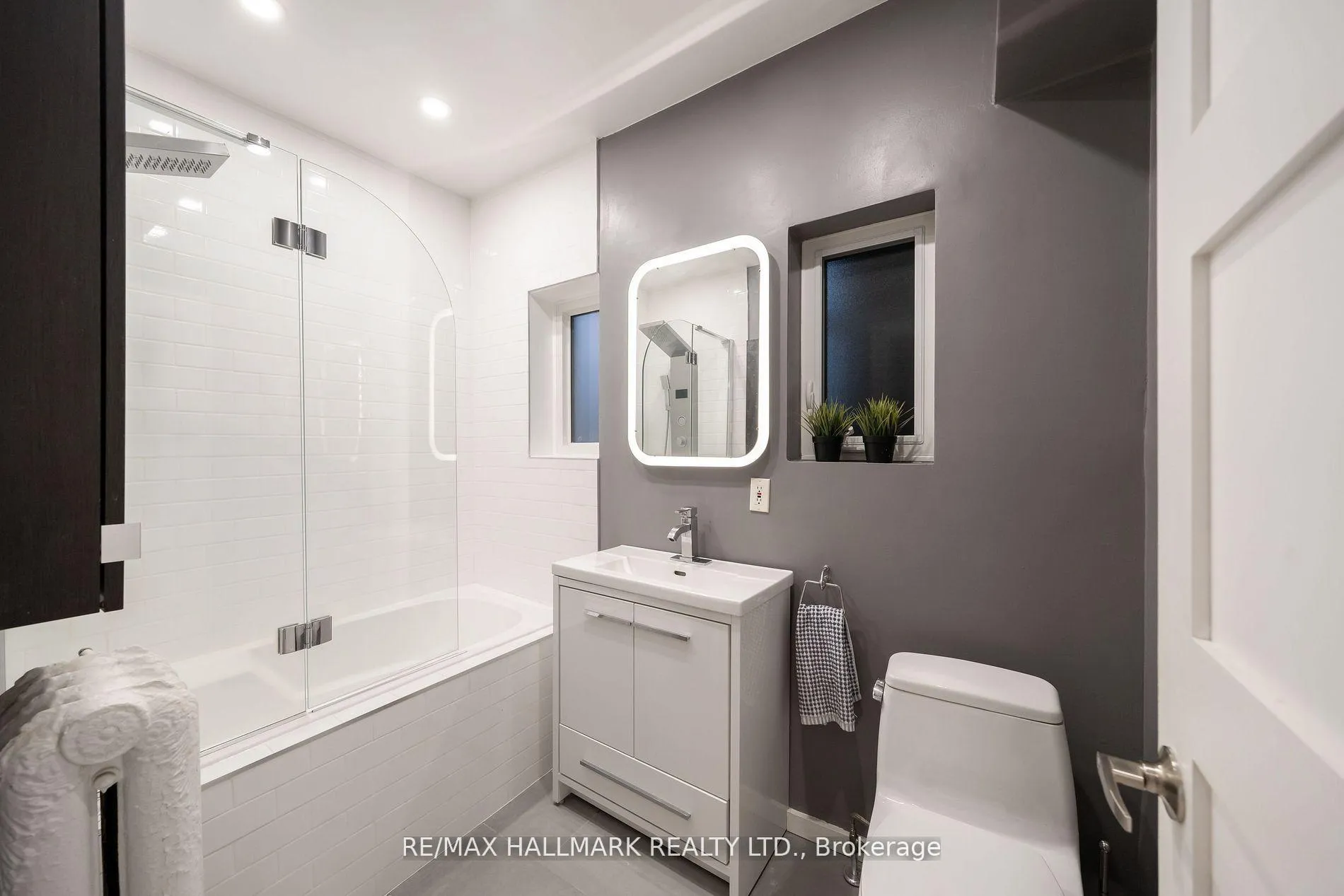 Photo 23 of Unit 2/F, 524 Markham Street, Toronto, Palmerston-Little Italy — HOMEH