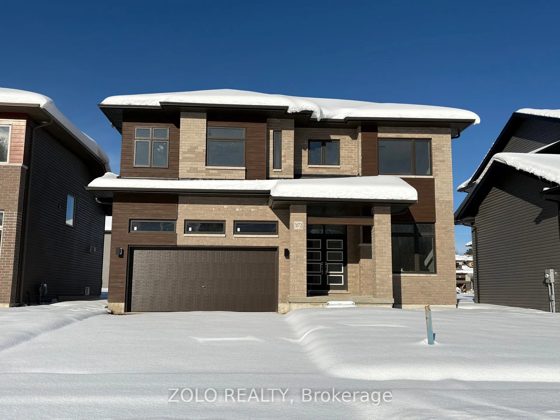 Front of 3172 Searidge Street