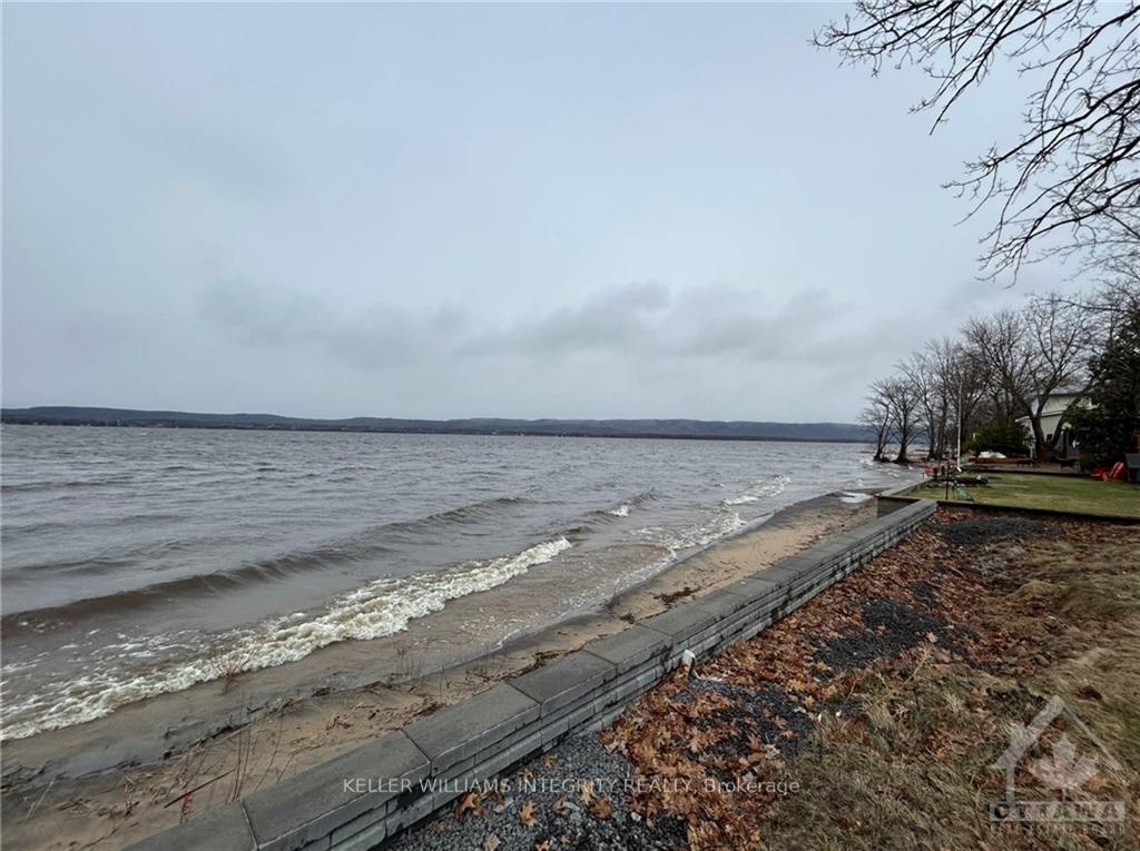 Photo 5 of 762 Bayview Drive, Ottawa, Constance Bay — HOMEH