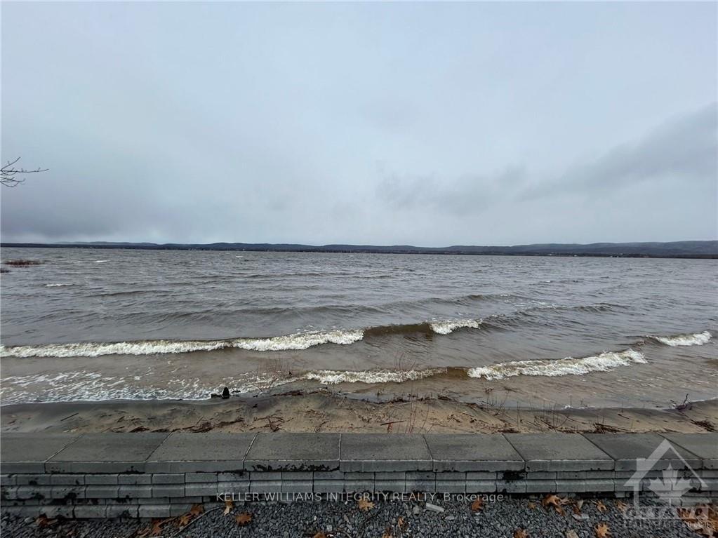 Photo 11 of 762 Bayview Drive, Ottawa, Constance Bay — HOMEH