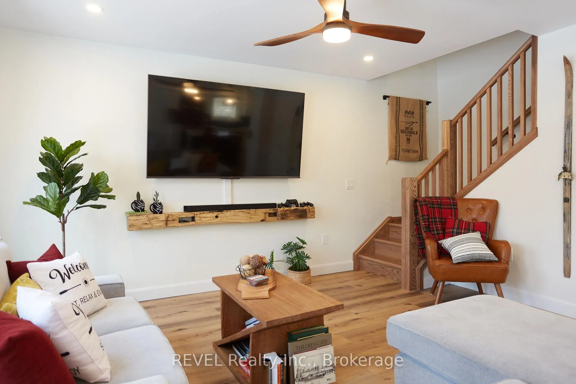 Photo 5 of 7 Wakunda Crescent, Tiny, Rural Tiny — HOMEH