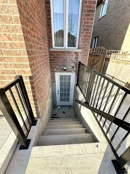 Photo 2 of Unit Basement, 16 Greenery Road, Markham, Cornell — HOMEH