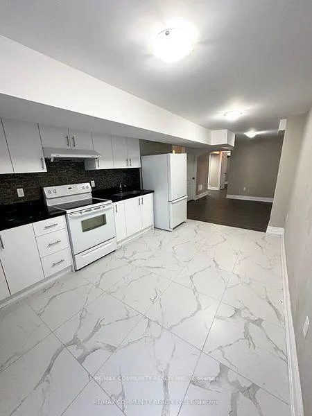 Photo 4 of Unit Basement, 16 Greenery Road, Markham, Cornell — HOMEH