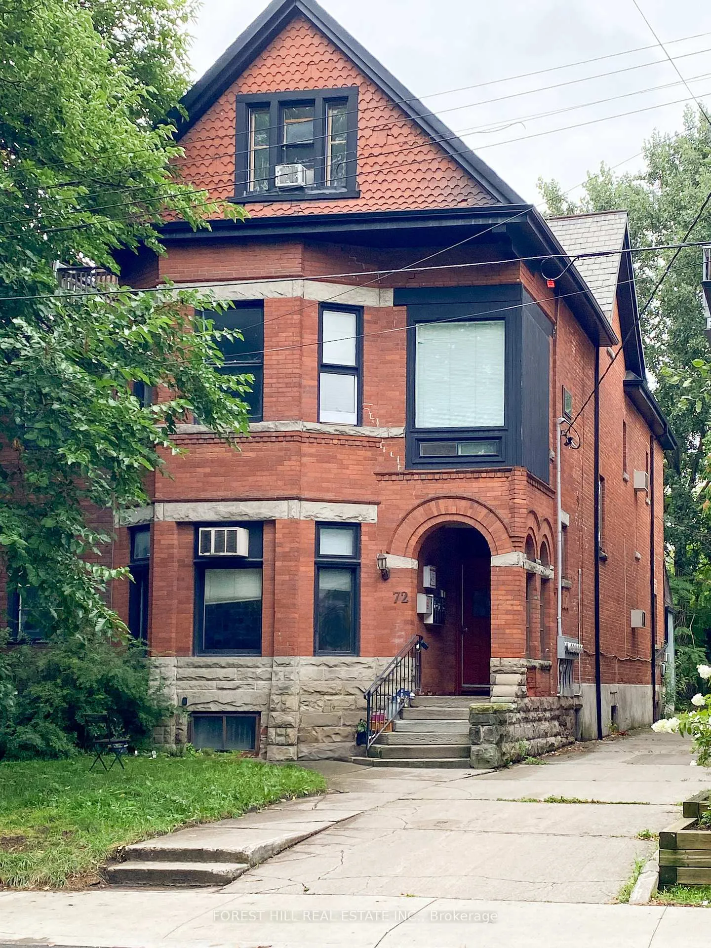 Front of Unit 4, 72 Walmer Road