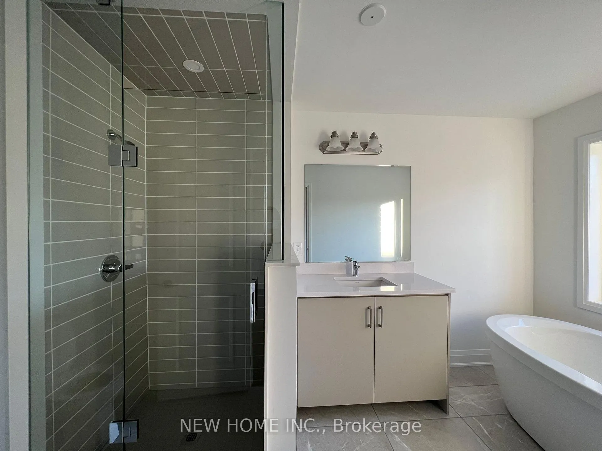 Photo 5 of 50 Carole Bell Way, Markham, Wismer — HOMEH