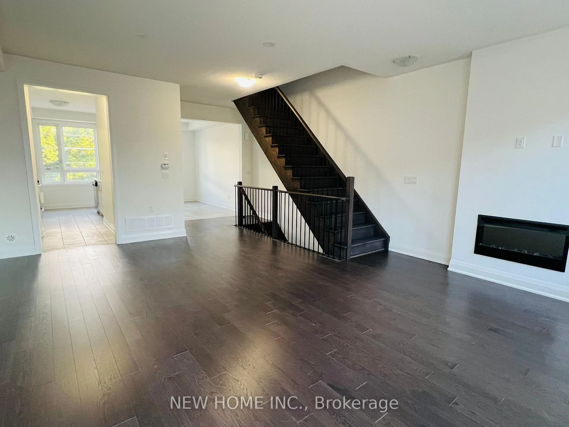 Photo 10 of 50 Carole Bell Way, Markham, Wismer — HOMEH