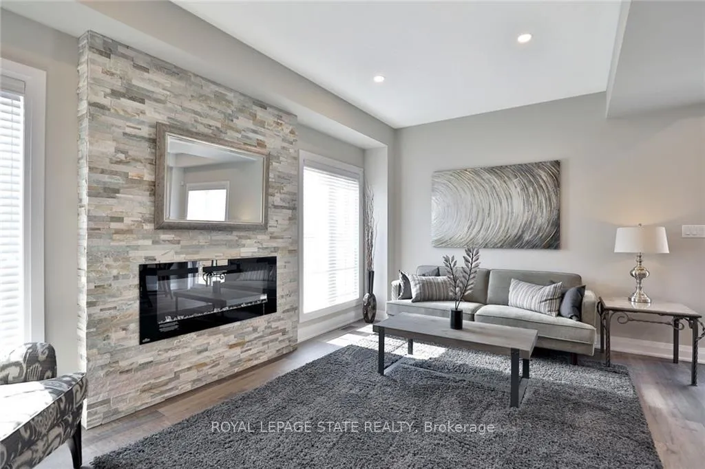 Photo 5 of 1 Garlent Avenue W, Hamilton, Ancaster — HOMEH