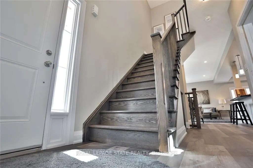 Photo 17 of 1 Garlent Avenue W, Hamilton, Ancaster — HOMEH