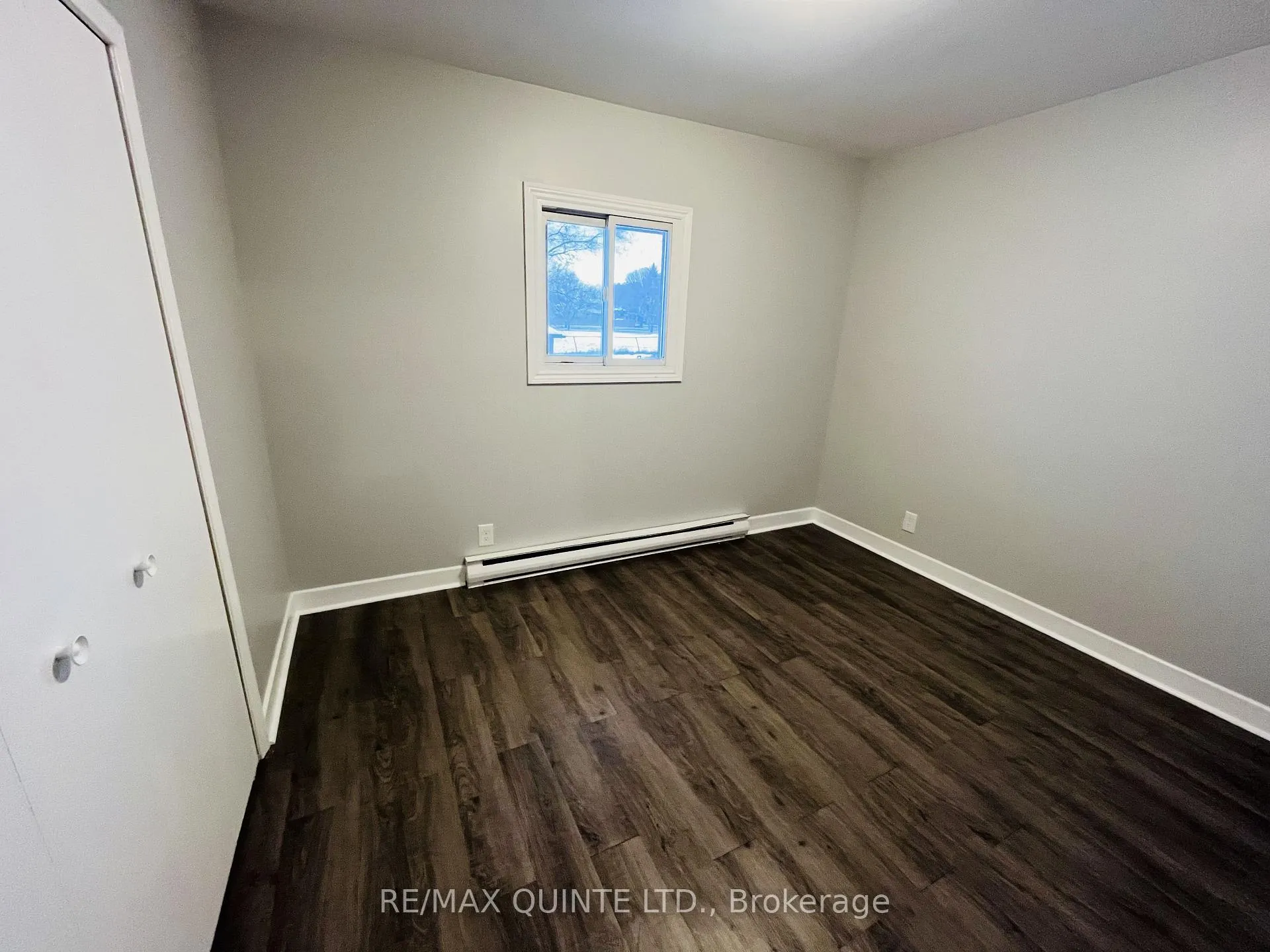 Photo 10 of 122 Sidney Street, Belleville, Belleville Ward — HOMEH