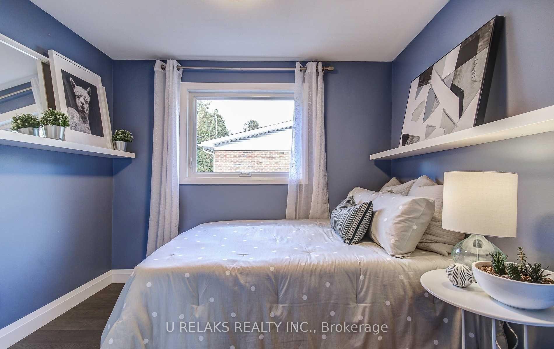 Photo 10 of 405 Melores Drive, Burlington, Appleby — HOMEH