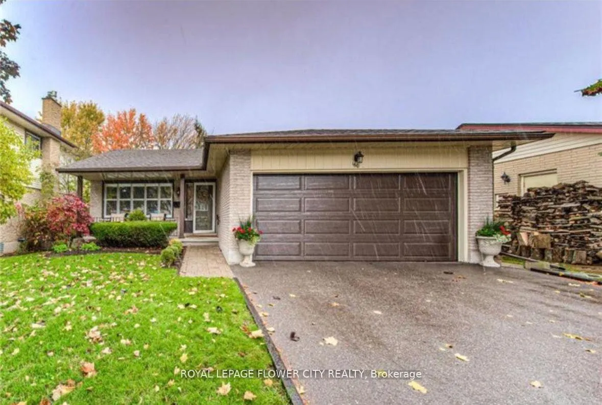 Photo 3 of 160 Westheights Drive, Kitchener — HOMEH