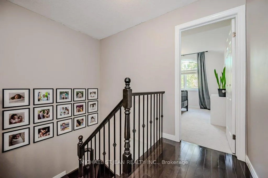 Photo 22 of 54 Geranium Avenue, Hamilton, Rural Glanbrook — HOMEH
