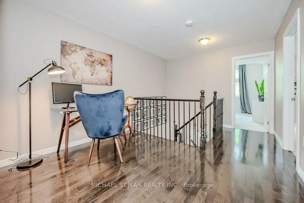 Photo 28 of 54 Geranium Avenue, Hamilton, Rural Glanbrook — HOMEH