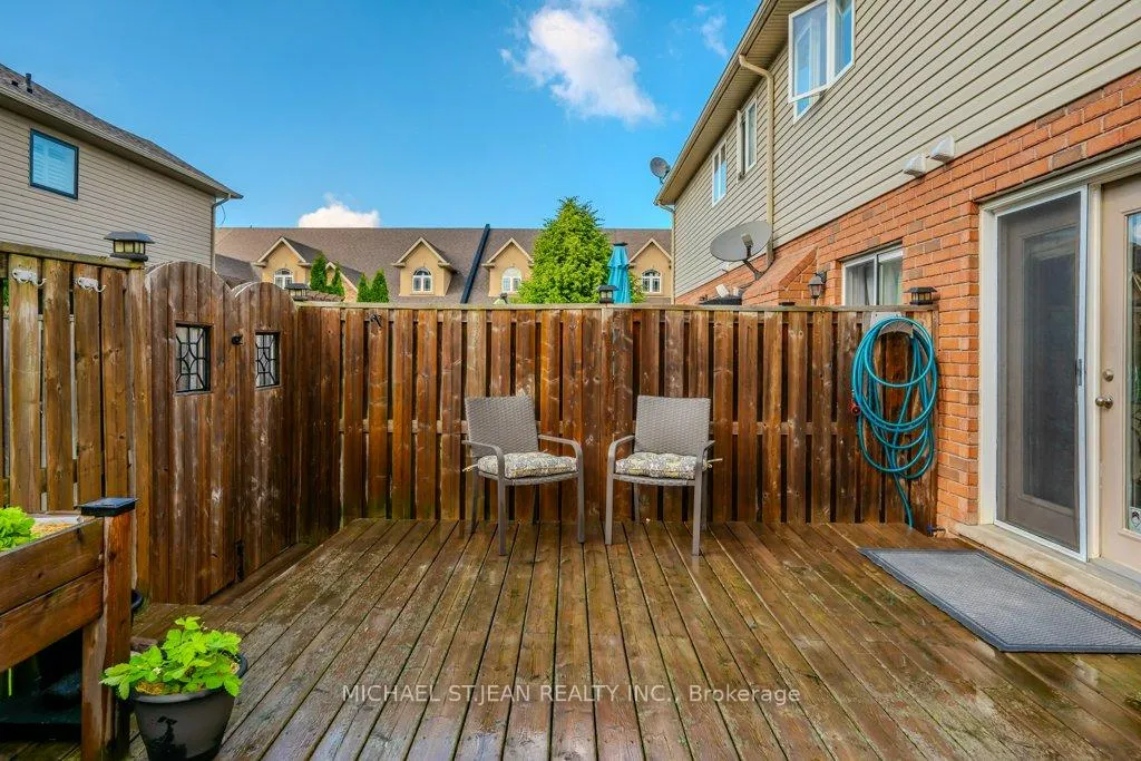 Photo 50 of 54 Geranium Avenue, Hamilton, Rural Glanbrook — HOMEH