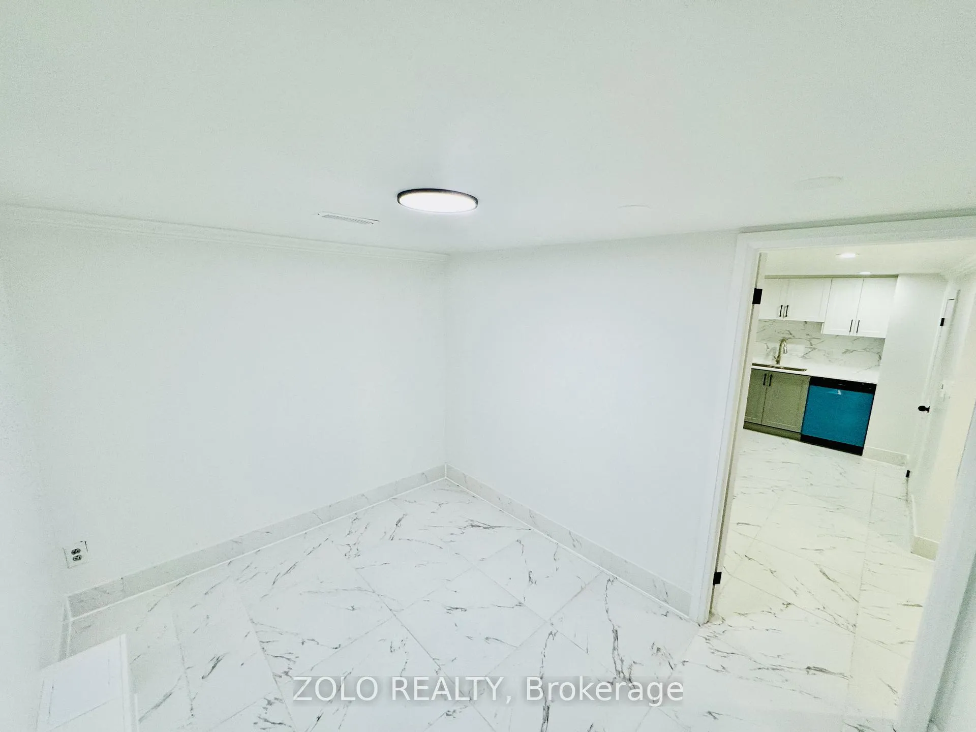 Photo 5 of Unit Lower / Basement, 285 West 31 Street, Hamilton, Gilbert — HOMEH