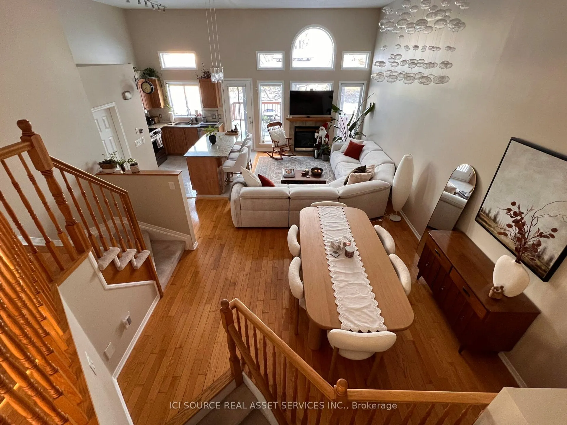 Photo 1 of 127 Gladeview Private, Ottawa, Upper Hunt Club — HOMEH