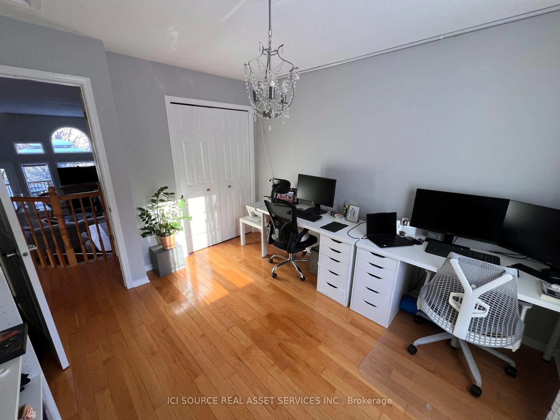 Photo 7 of 127 Gladeview Private, Ottawa, Upper Hunt Club — HOMEH