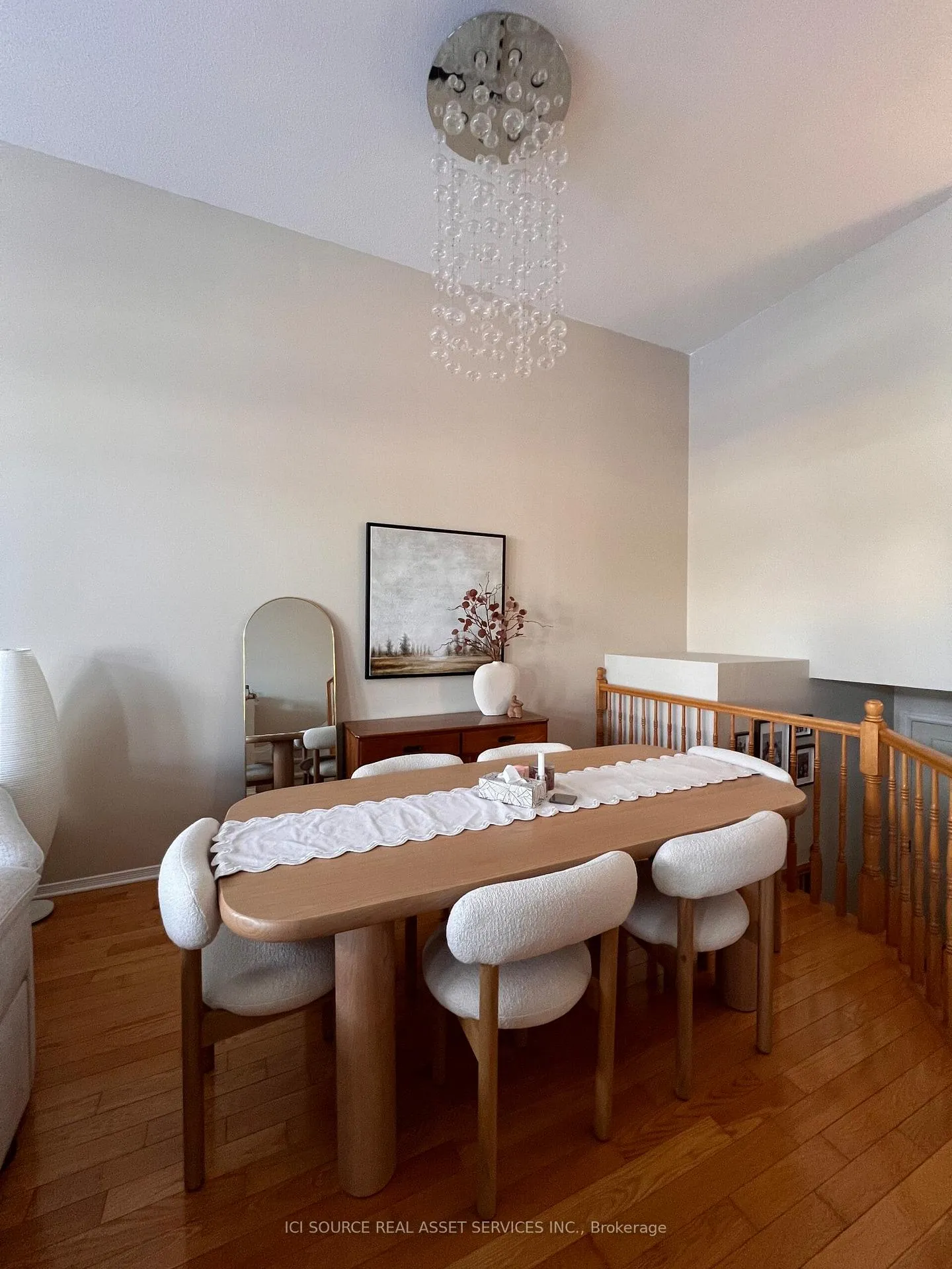 Photo 9 of 127 Gladeview Private, Ottawa, Upper Hunt Club — HOMEH