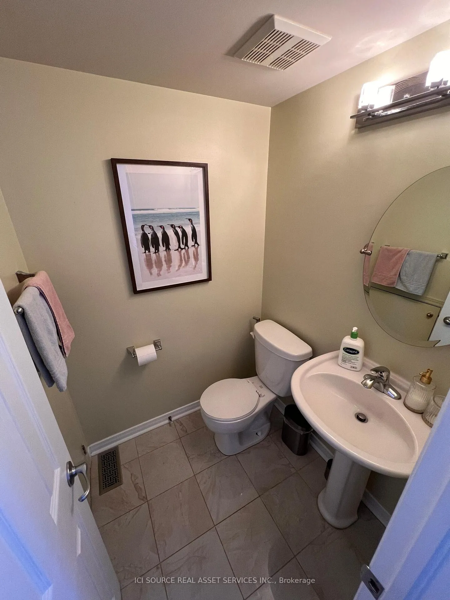 Photo 16 of 127 Gladeview Private, Ottawa, Upper Hunt Club — HOMEH