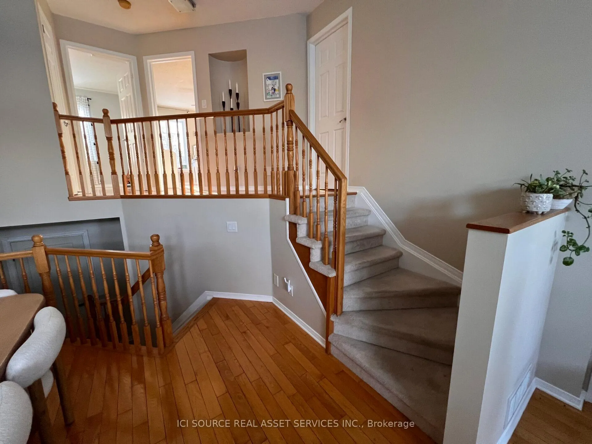 Photo 17 of 127 Gladeview Private, Ottawa, Upper Hunt Club — HOMEH