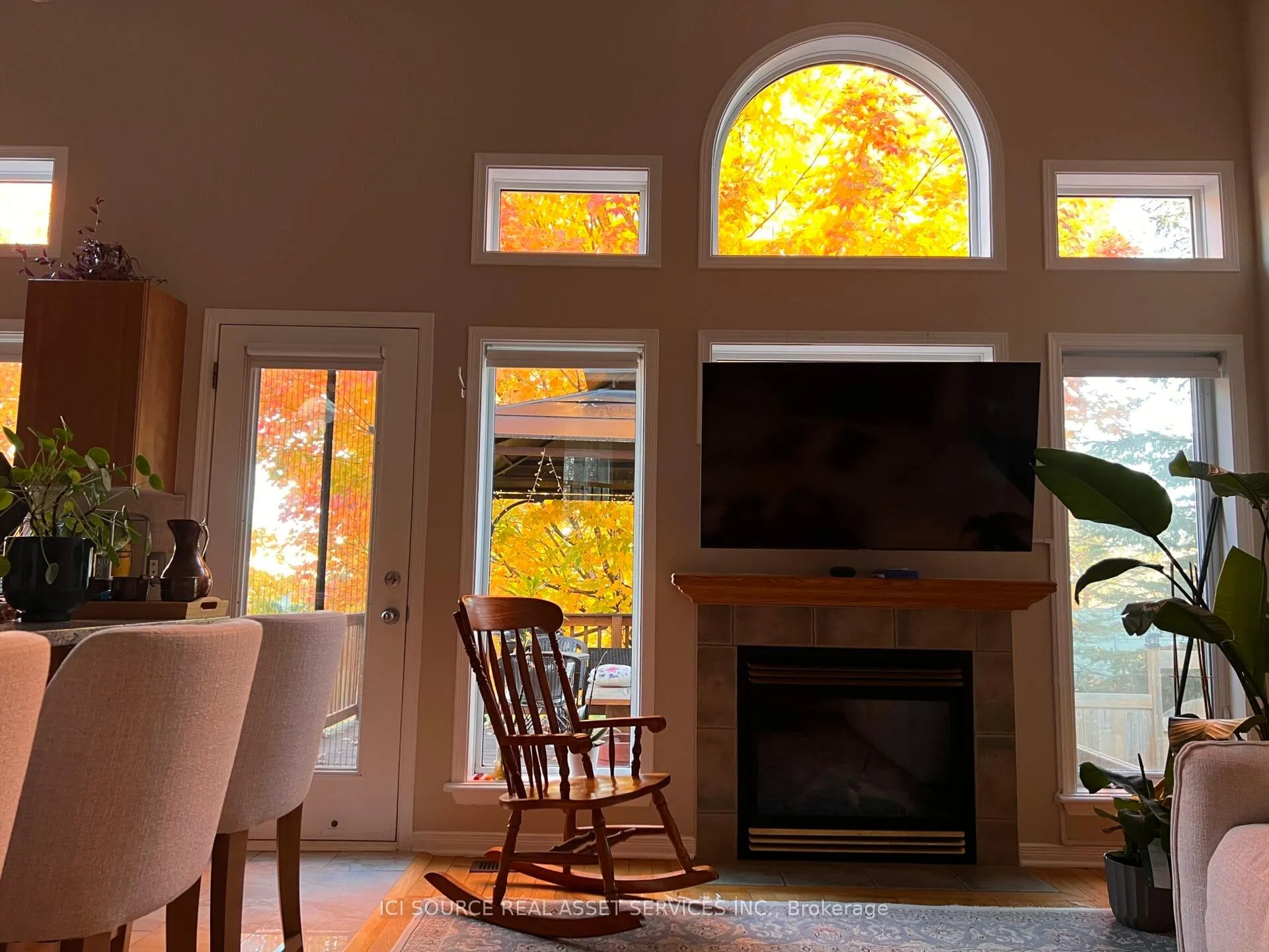 Photo 20 of 127 Gladeview Private, Ottawa, Upper Hunt Club — HOMEH
