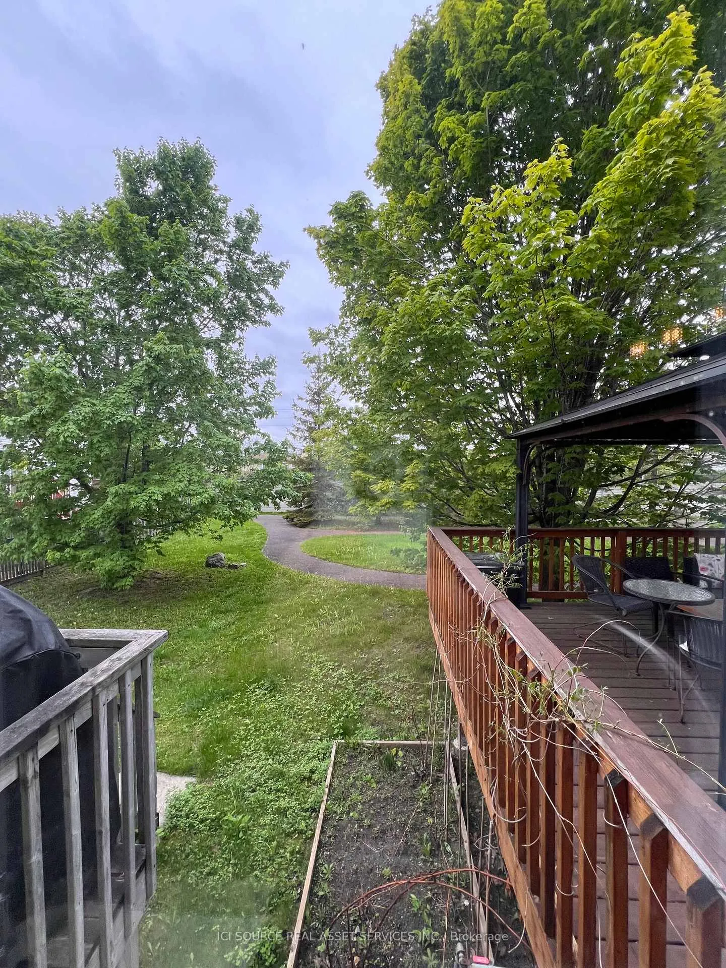 Photo 24 of 127 Gladeview Private, Ottawa, Upper Hunt Club — HOMEH