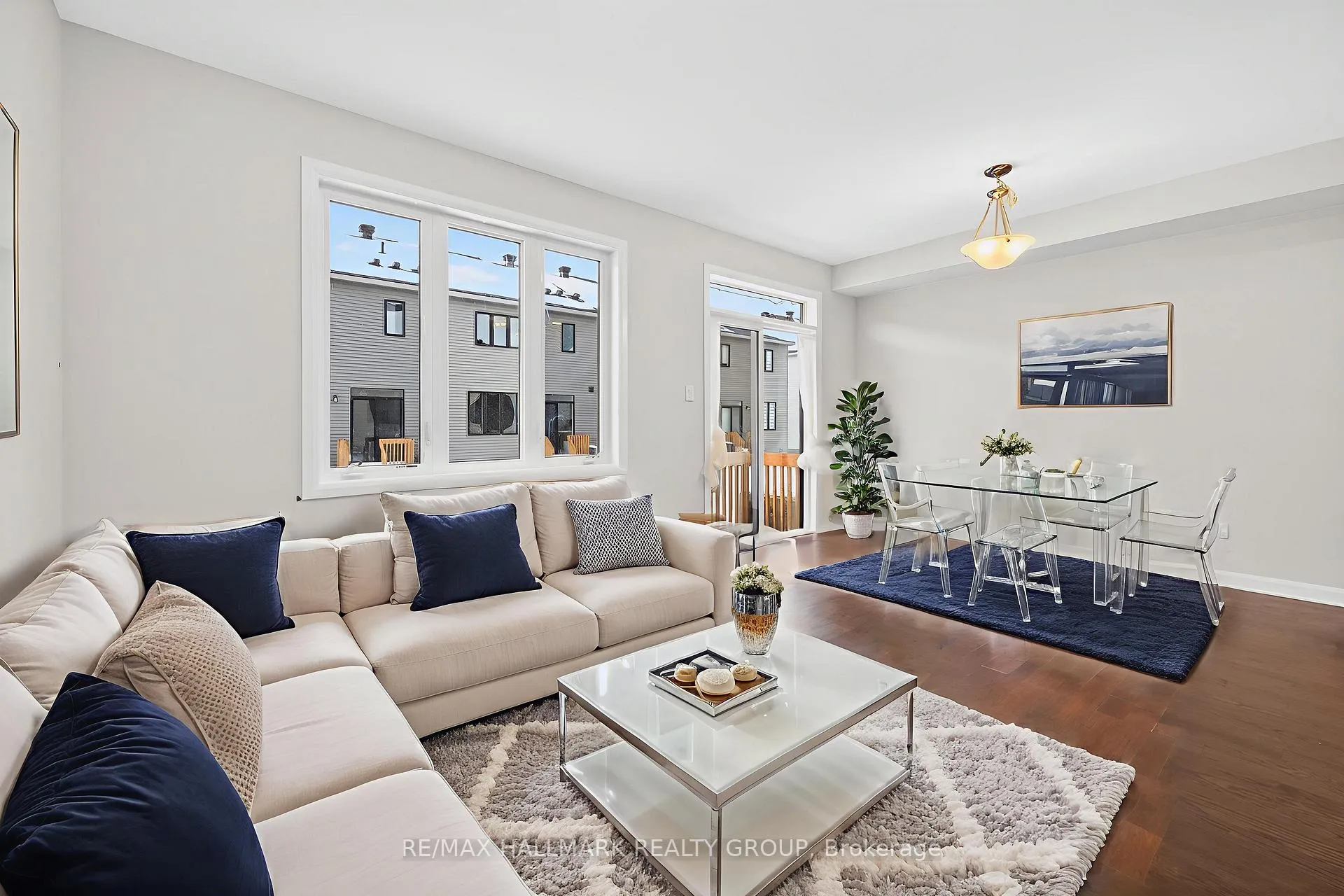 Photo 6 of 887 Eileen Vollick Crescent, Ottawa, Kanata - Morgan's Grant/South March — HOMEH
