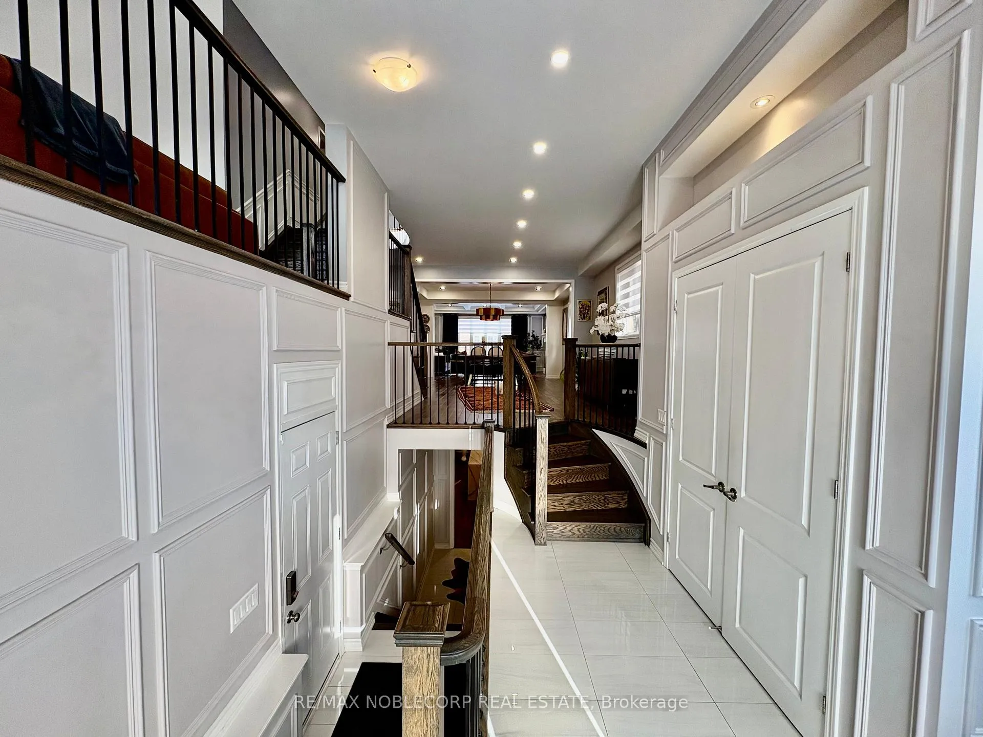 Photo 4 of 80 Pierre Berton Boulevard, Vaughan, Kleinburg — HOMEH