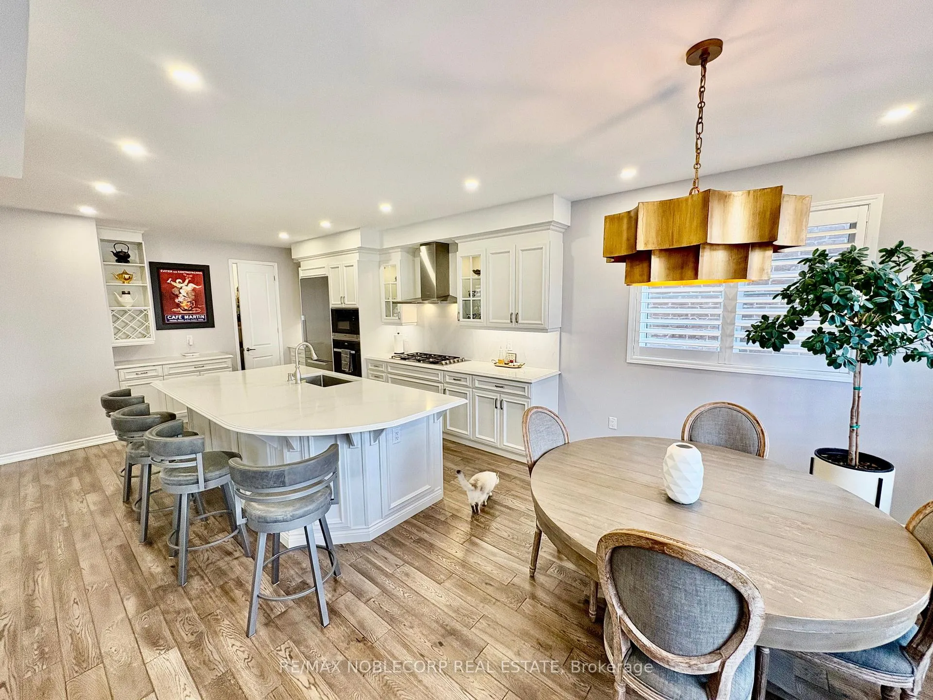 Photo 13 of 80 Pierre Berton Boulevard, Vaughan, Kleinburg — HOMEH
