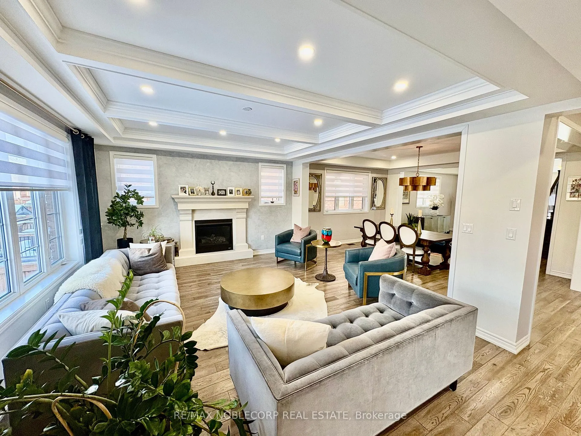 Photo 14 of 80 Pierre Berton Boulevard, Vaughan, Kleinburg — HOMEH