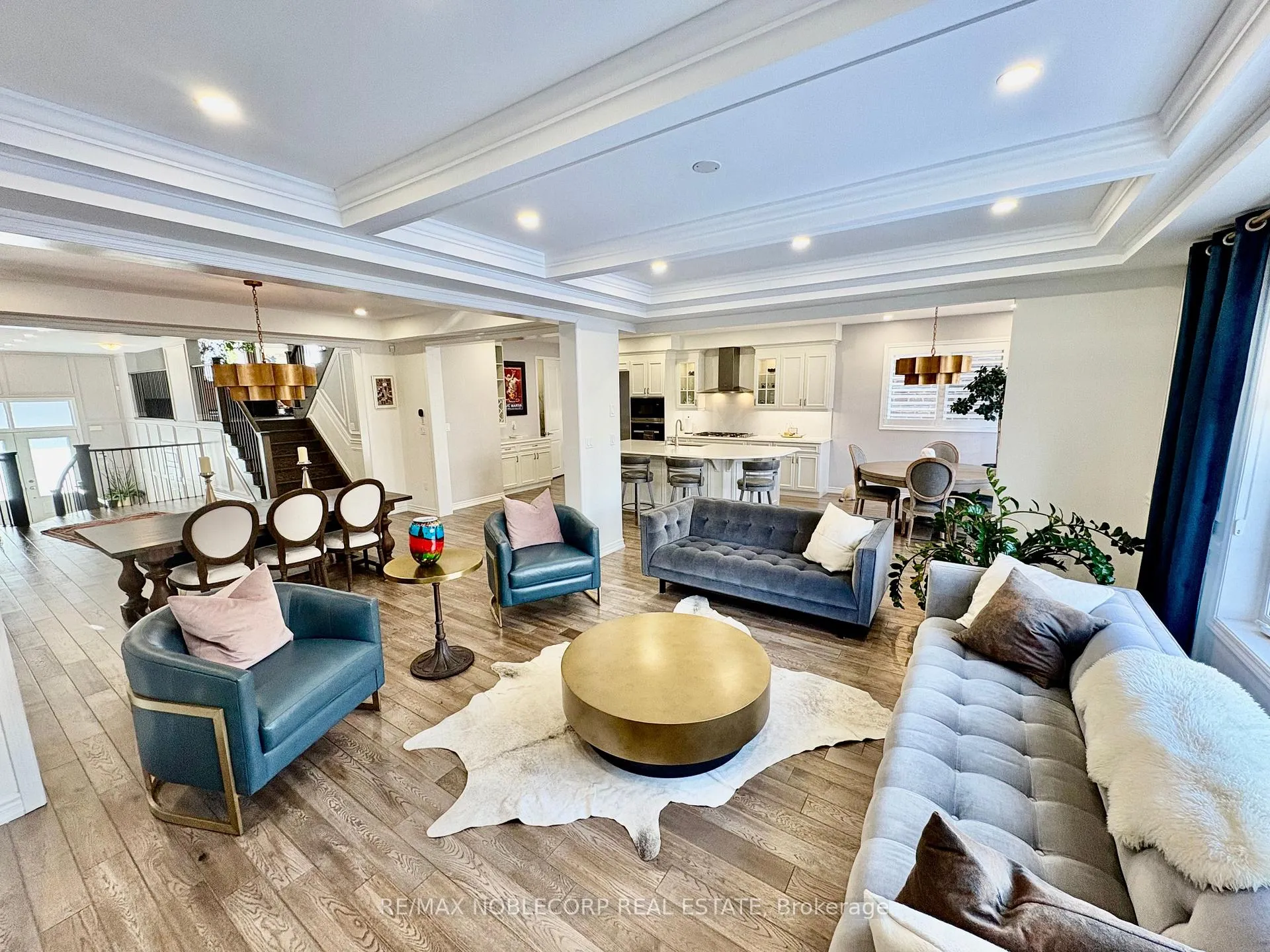 Photo 16 of 80 Pierre Berton Boulevard, Vaughan, Kleinburg — HOMEH