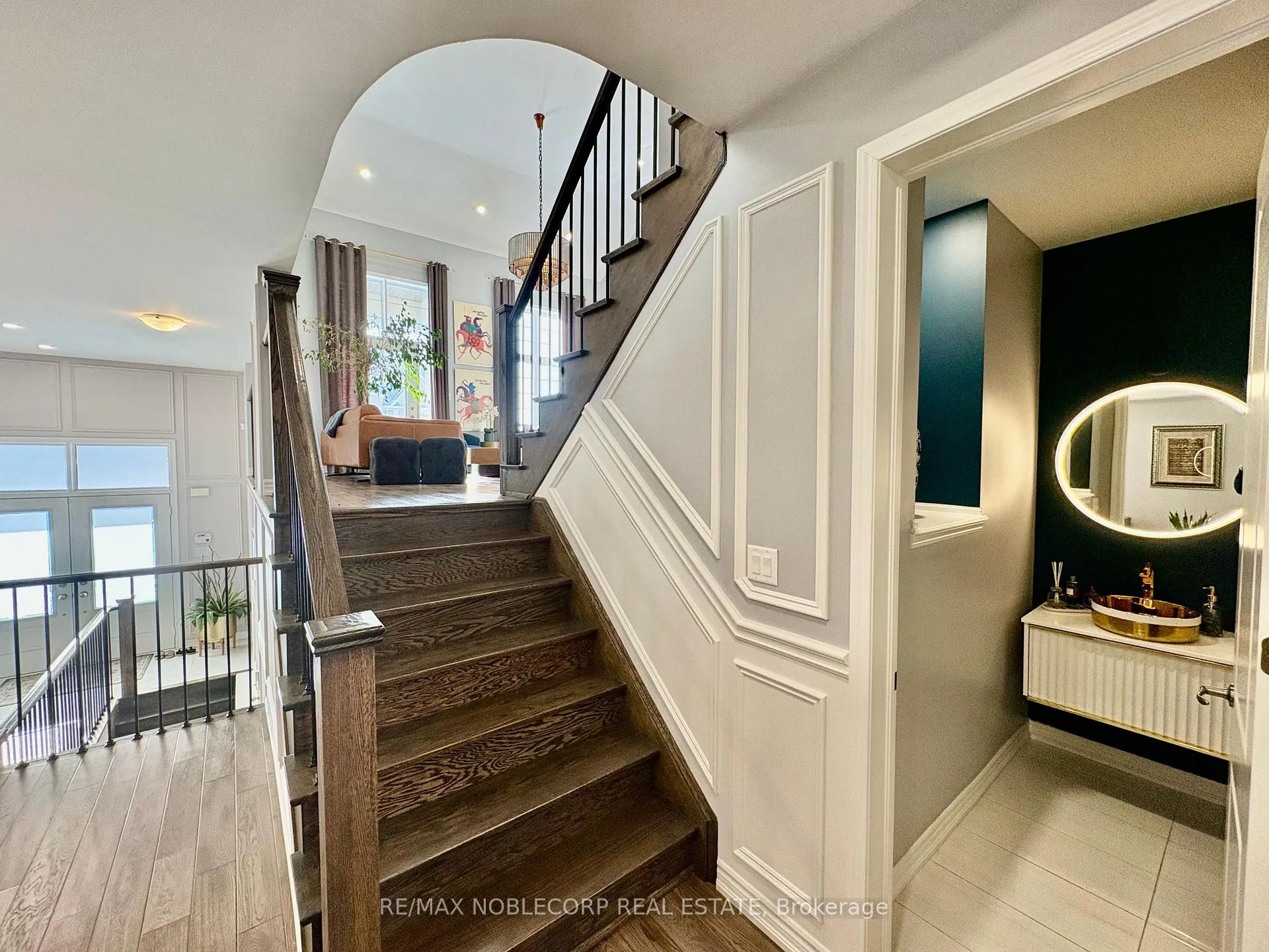 Photo 17 of 80 Pierre Berton Boulevard, Vaughan, Kleinburg — HOMEH