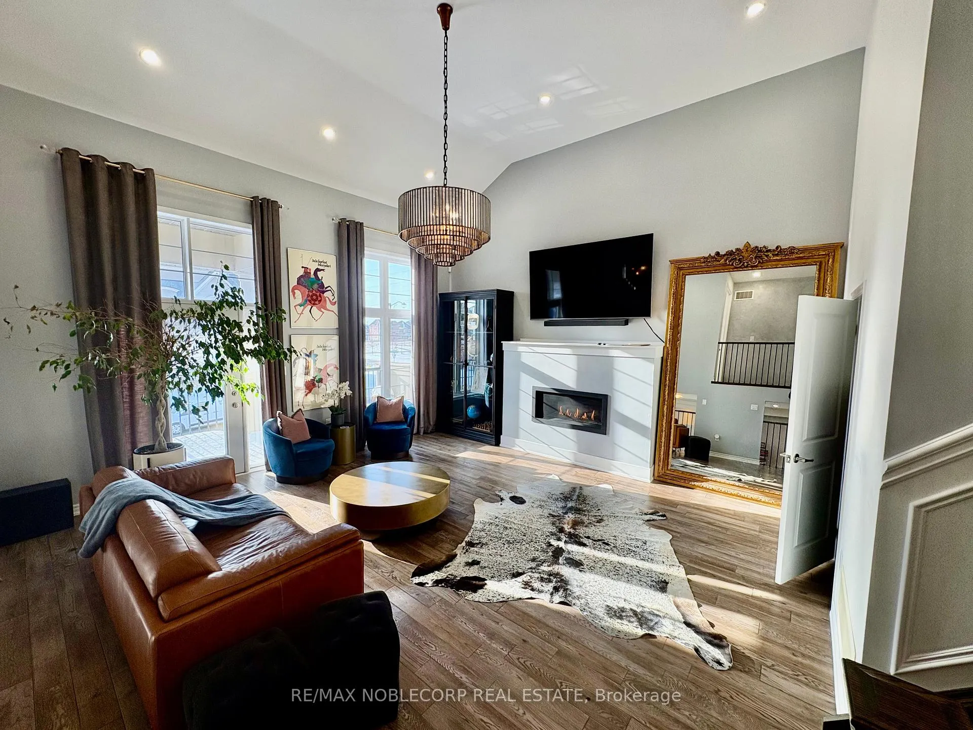 Photo 18 of 80 Pierre Berton Boulevard, Vaughan, Kleinburg — HOMEH
