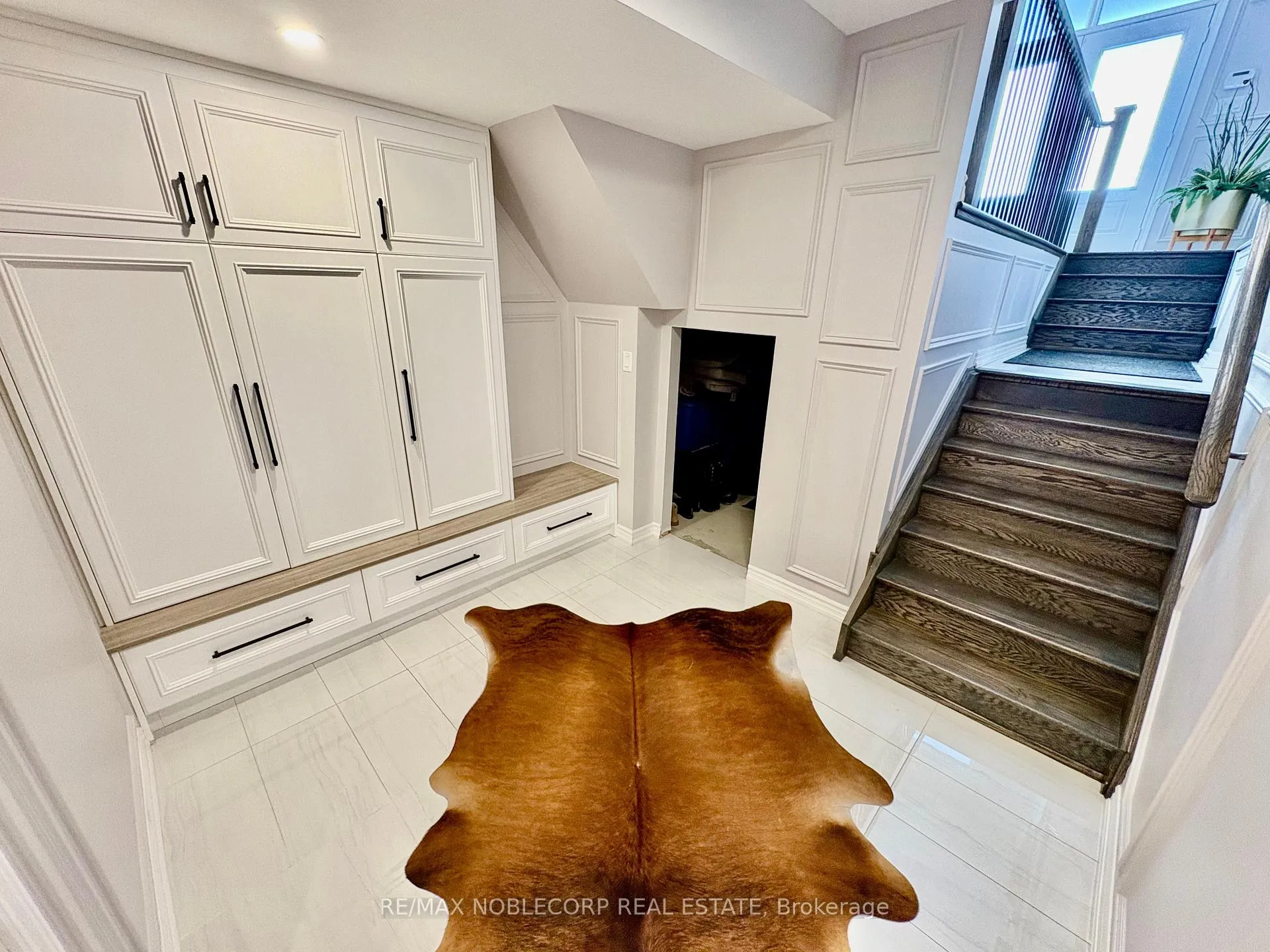 Photo 38 of 80 Pierre Berton Boulevard, Vaughan, Kleinburg — HOMEH