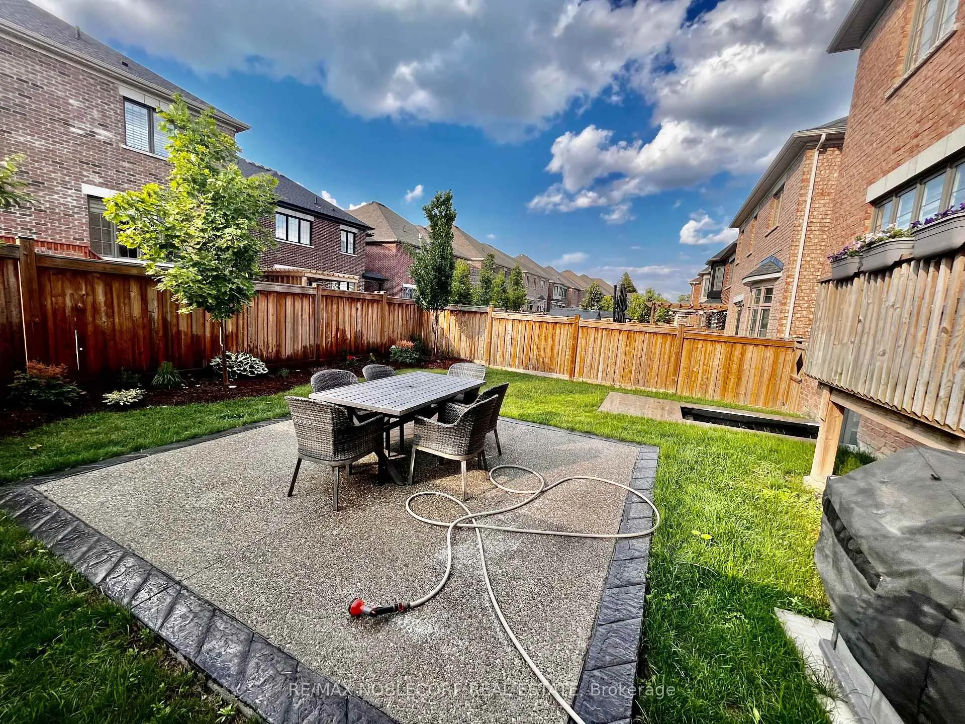 Photo 49 of 80 Pierre Berton Boulevard, Vaughan, Kleinburg — HOMEH