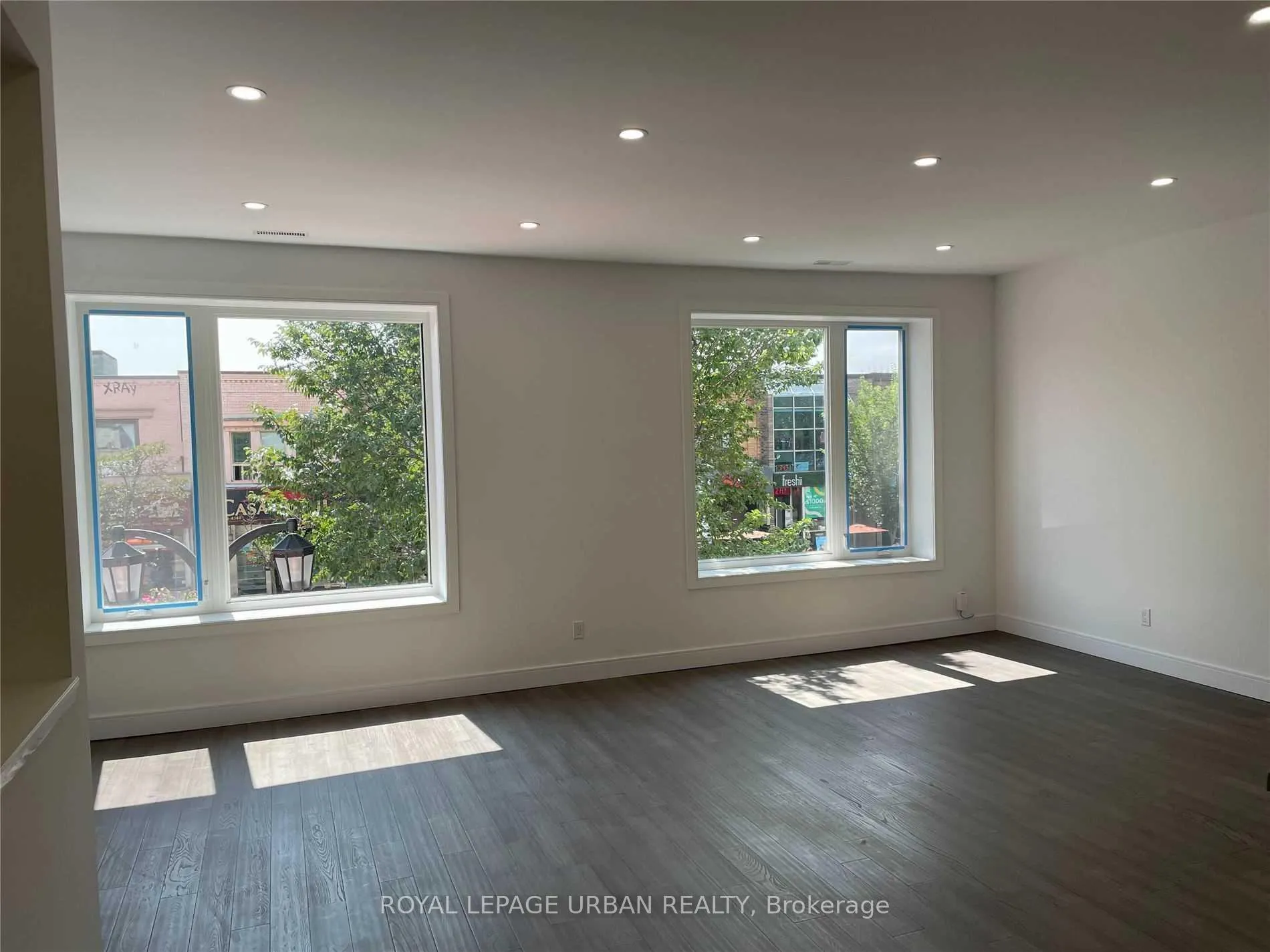 Photo 4 of Unit Unit 1, 460 Danforth Avenue, Toronto, Danforth — HOMEH