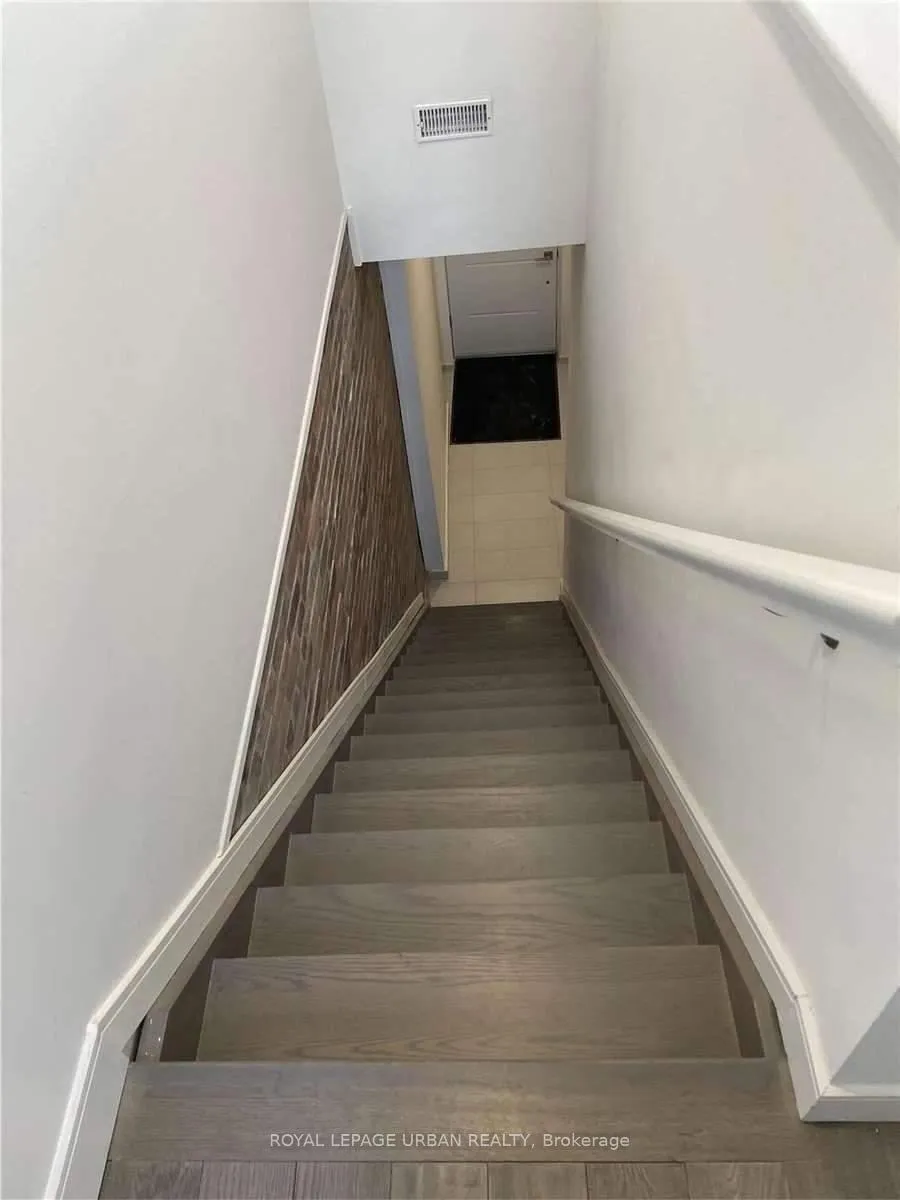 Photo 12 of Unit Unit 1, 460 Danforth Avenue, Toronto, Danforth — HOMEH