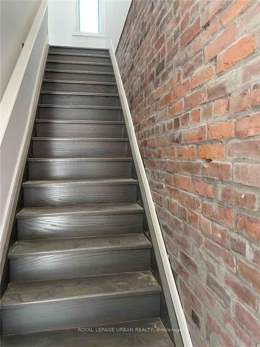 Photo 13 of Unit Unit 1, 460 Danforth Avenue, Toronto, Danforth — HOMEH