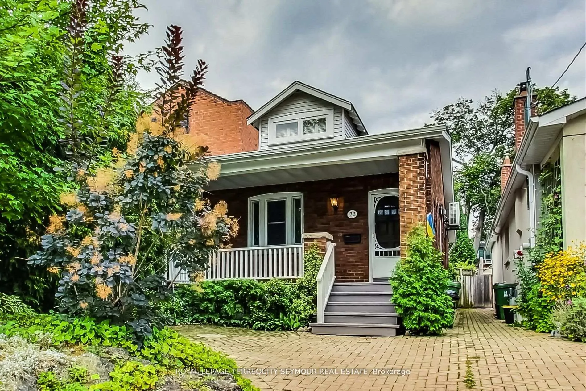 Photo 1 of 22 Hadley Road, Toronto, Mount Pleasant East — HOMEH
