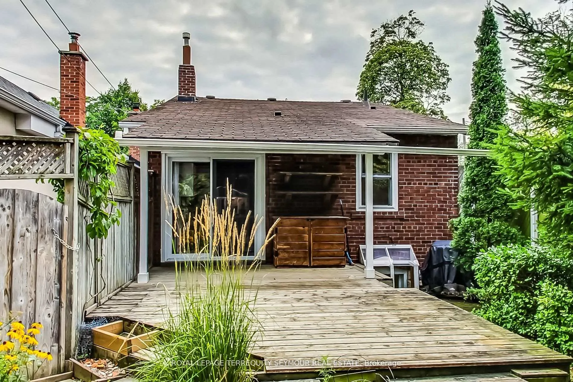Photo 37 of 22 Hadley Road, Toronto, Mount Pleasant East — HOMEH