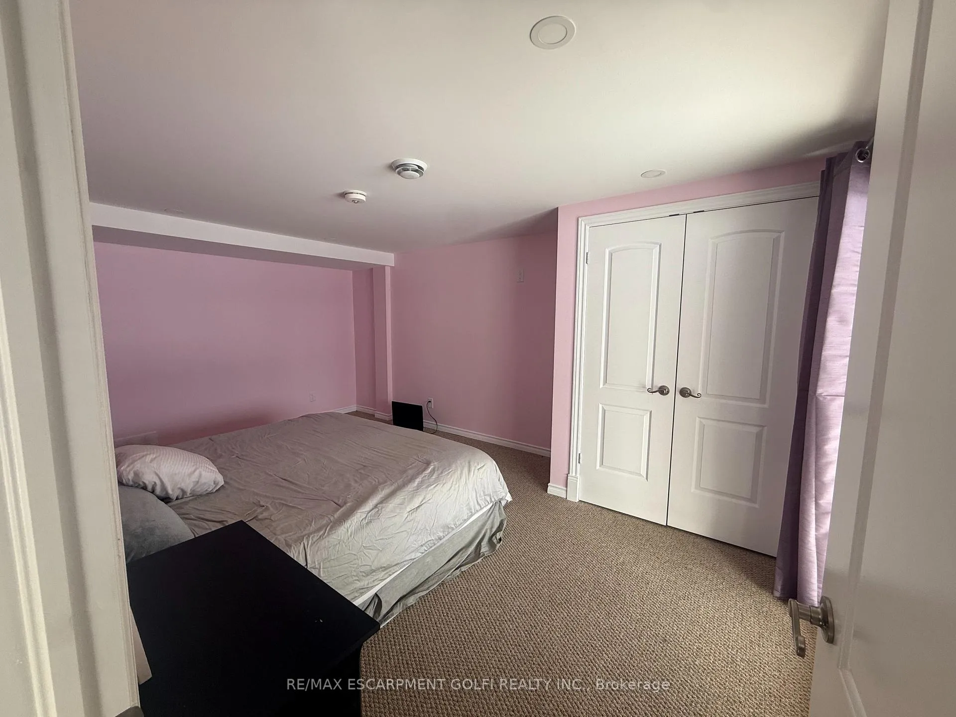 Photo 11 of Unit 11, 8770 Chippawa Creek Road, Niagara Falls, Brown — HOMEH